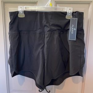 Alexo Athletica concealed carry running shorts